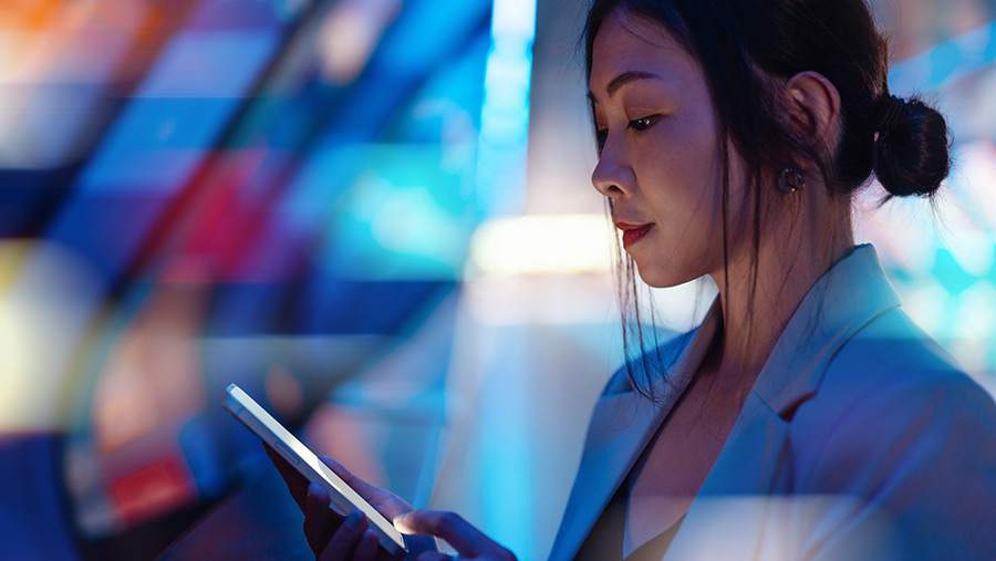 woman-looking-at-mobile-device